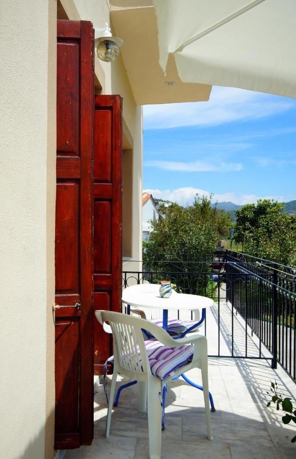 Mr. Greek Villa Petra  Habitación foto